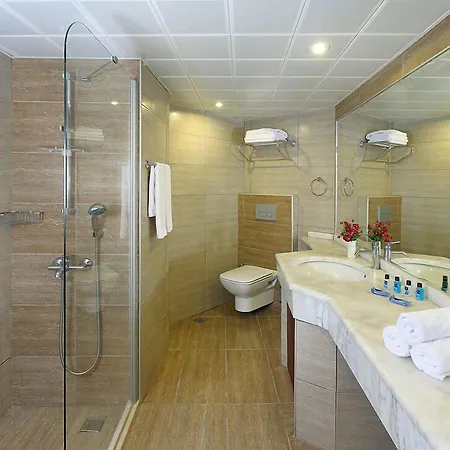 Otel Fortuna 3*
